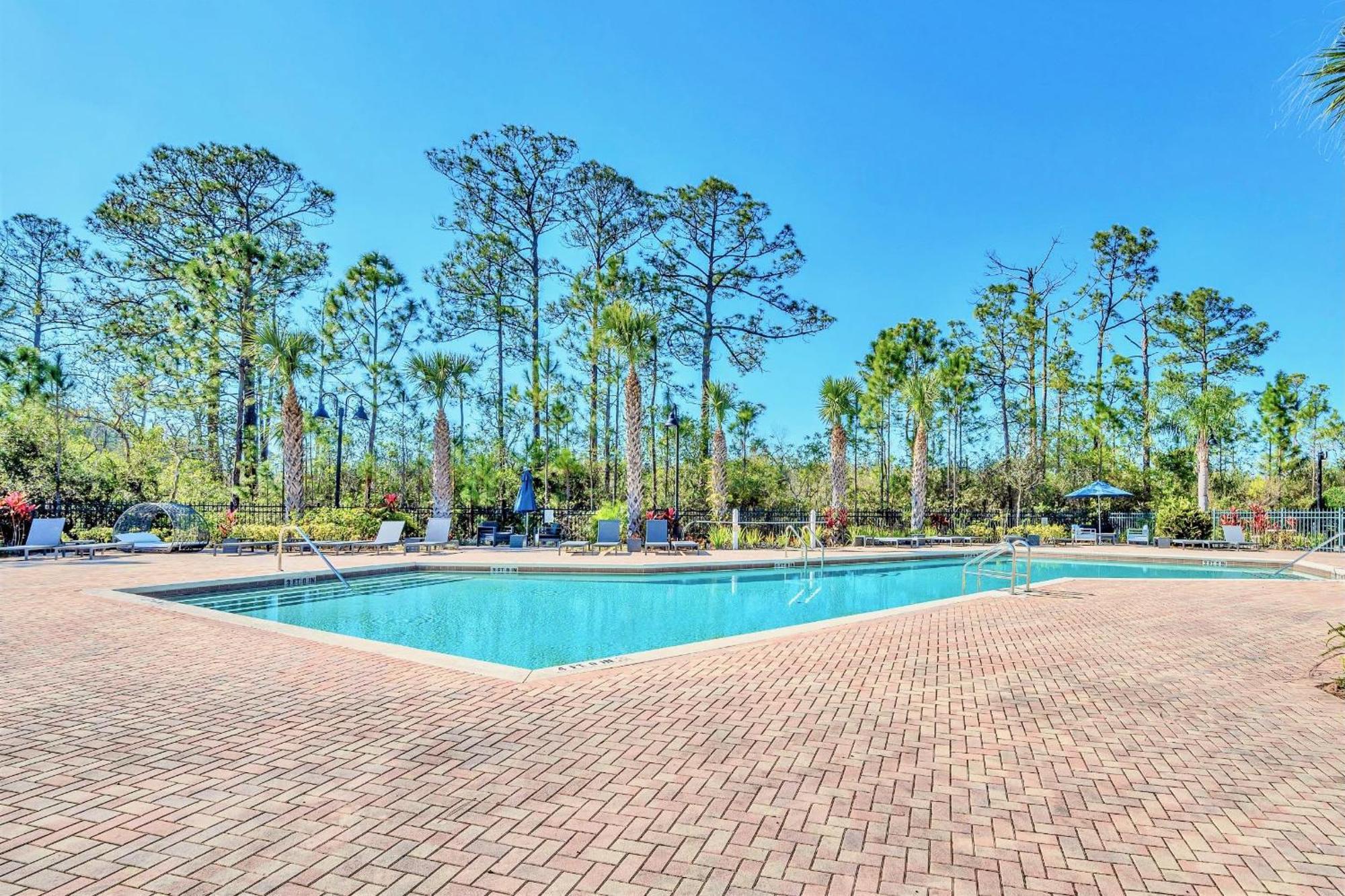 Spacious 2Br Condo With Pool & Hot Tub, Near Disney! オーランド エクステリア 写真